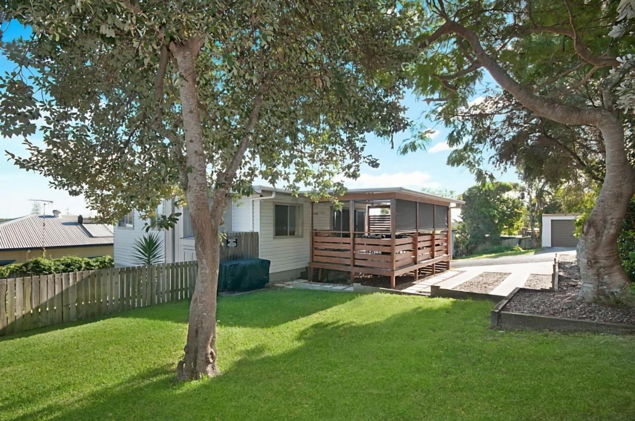 Convent Cottage - Pet Friendly Home In The Centre Of Town Yamba Exterior foto