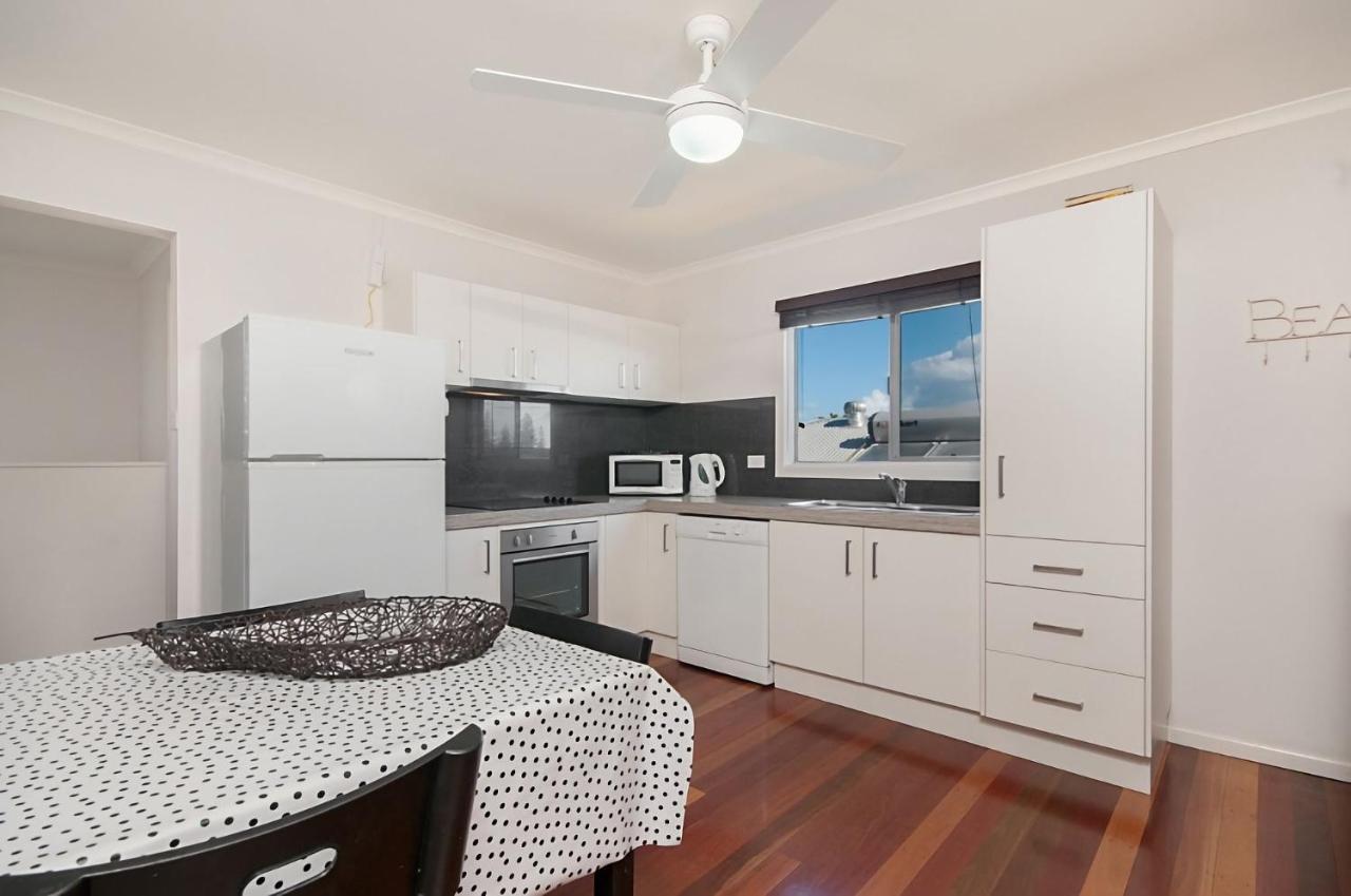 Convent Cottage - Pet Friendly Home In The Centre Of Town Yamba Exterior foto